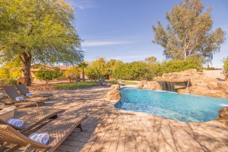 Stay and Swing: Golfing Adventures at Scottsdale Vacation Home - Sonoran Oasis in Phoenix/Scottsdale, AZ
