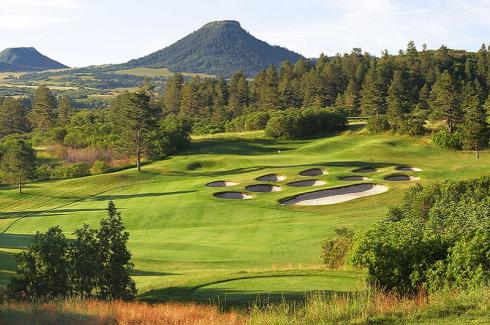 Vacation Package Featured Image: STAFF PICK - The Colorado Golf Getaway - 4 Nights/3 Rounds at Bear Dance, Ridge at Castle Pines North, and Fossil Trace