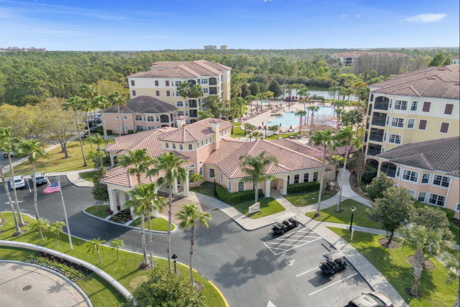 WorldQuest Villas - Image 2