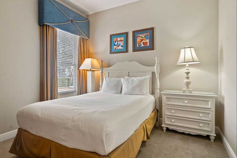 4 Bedroom Vacation Home - 5 Beds