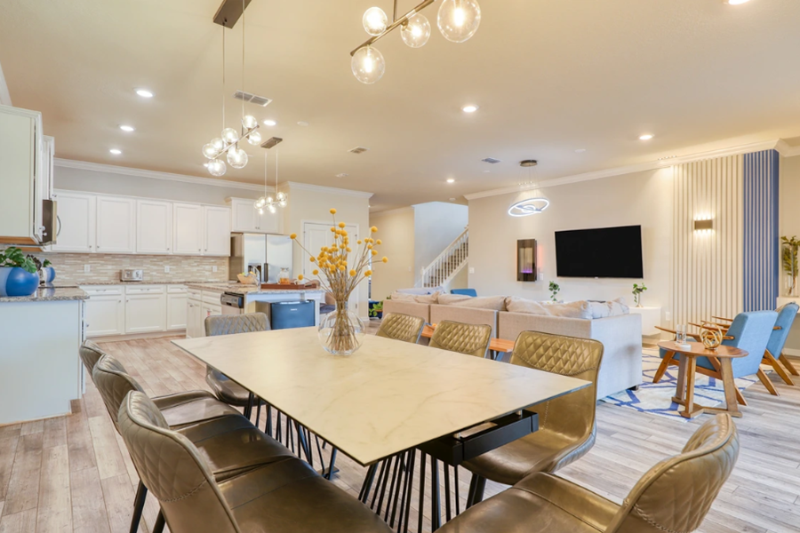 10 Bedroom Vacation Home - 14 Beds - Image 6