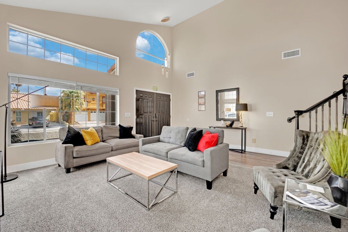 4 Bedroom Rental Home - Image 5