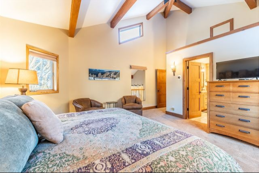 Rocky Mountains - Private Vacation Townhome - 4 Bedrooms / 3 Bath - Enclave #34 - 4 Beds