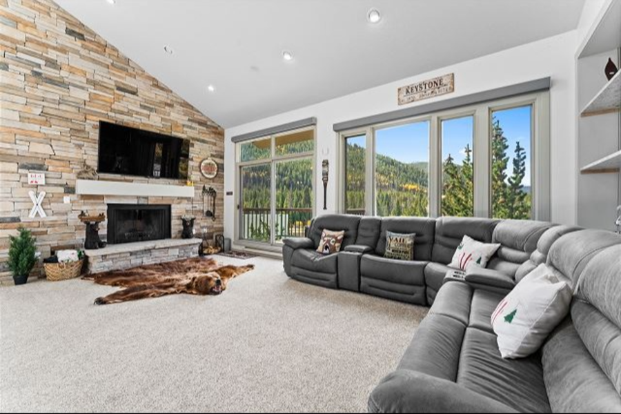 Rocky Mountains - Private Home - 5 Bedrooms / 5 Bath - Lenawee - 10 Beds