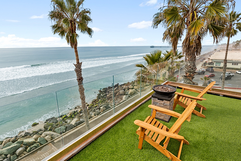 P807-2 BRAND NEW Upper Level Beachfront Rooftop Deck - THE OCEAN FRONT VILLA - Image 3